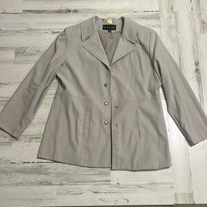 Braefair.  XL. All weather jacket.